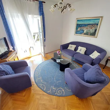 Apartment Breza *